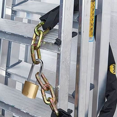 Candado de llave Yale Dorado