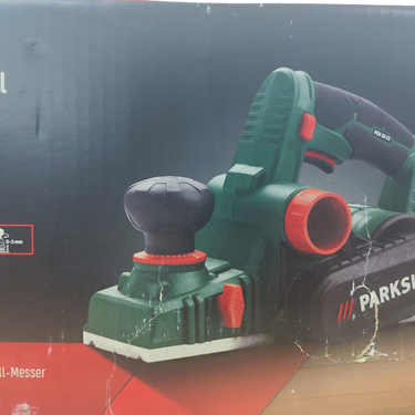 Aplainadora 82mm 750 watts PARKSIDE PEH 30 com lâmina de carboneto b-ware