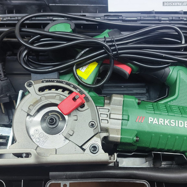 Serra circular com laser de precisão PARKSIDE PTS 710 A2 B-ware